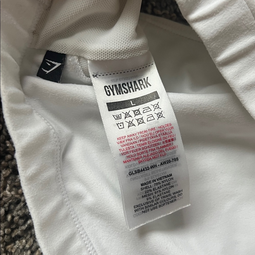 Gymshark Women’s sports bra. Size L. Adjustable straps. - Picture 3 of 3